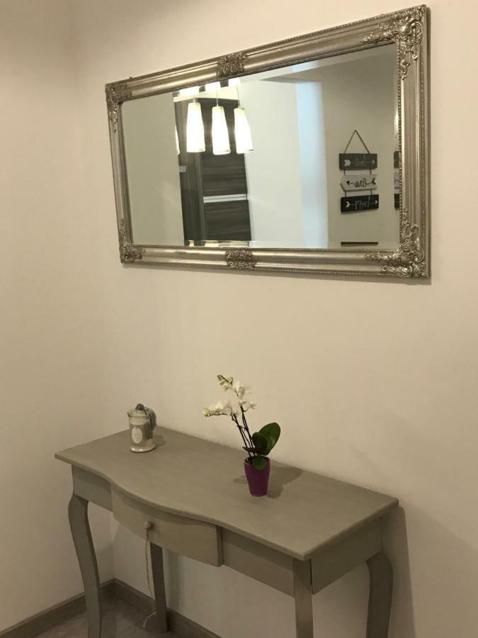 Lovely Apt Really Downtown - Free Private Parking Included! - Génova Exterior foto